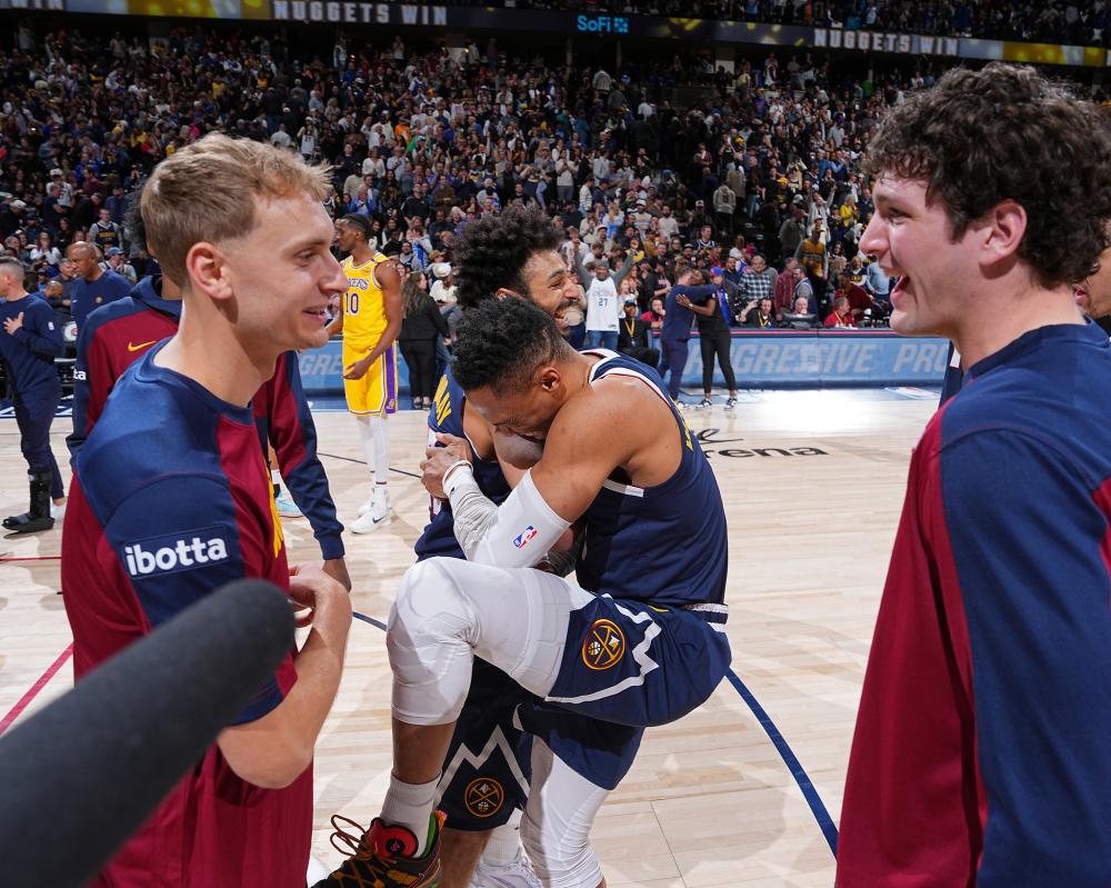 呈现出各种 呈现出各种